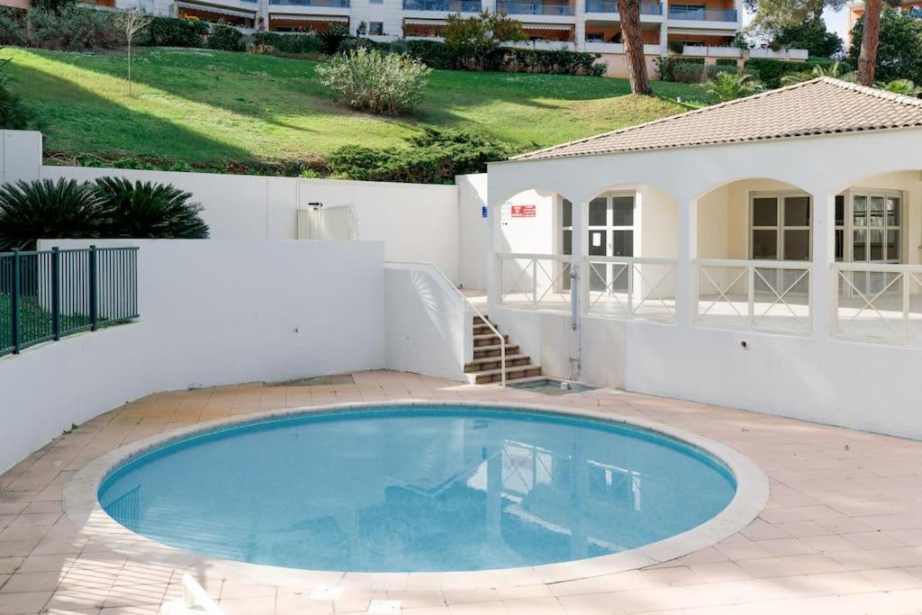 Domaine Des Palmiers - Piscine- Parking - Tennis - Clim كان المظهر الخارجي الصورة